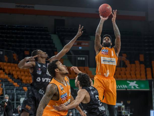 后卫安东尼 后卫安东尼